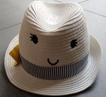 Chapeau bébé