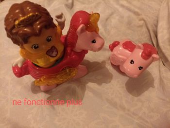 Licorne avec son bébé et tutute copain