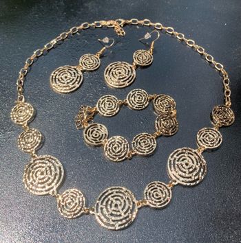 Belle parure collier bracelet BO neuve