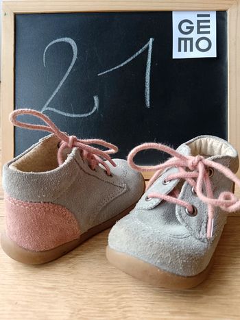 Chaussures en cuire Gemo taille 21