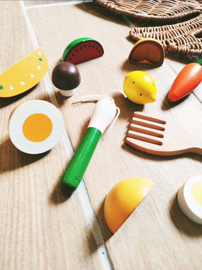 🥚Dinette lot de legumes, fruits et spatule en bois marque Djeco - photo numéro 2
