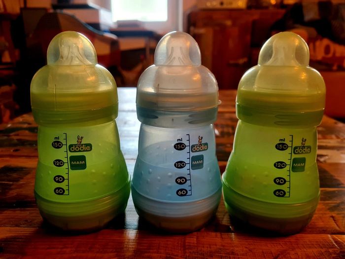 Lot de 7 biberons Mam + tétines - photo numéro 2