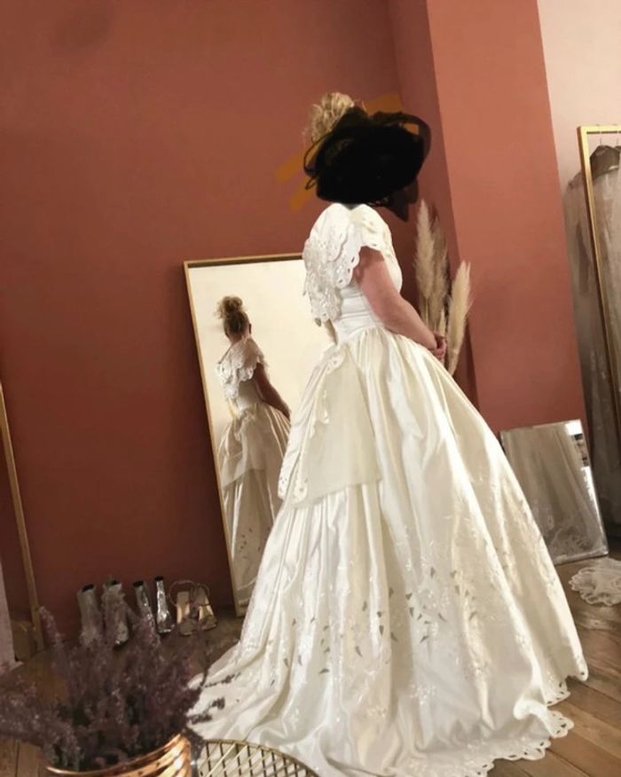 Robe de mariée - photo numéro 2