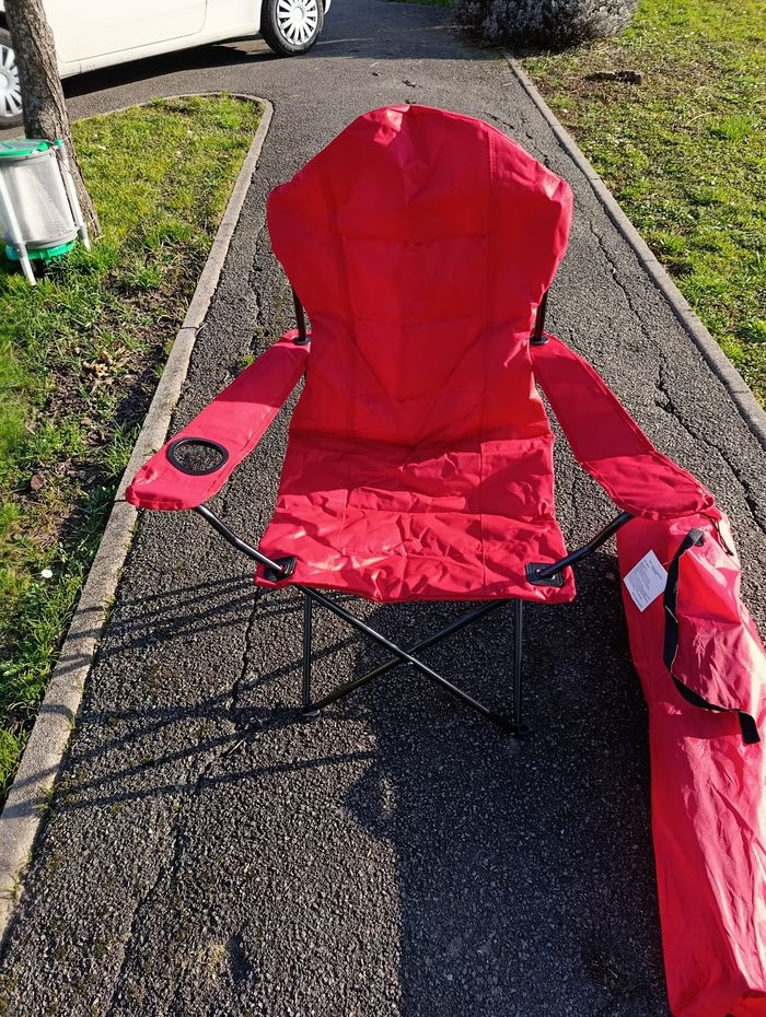Lot de 2 chaises de camping pliantes – Neuves - photo numéro 3