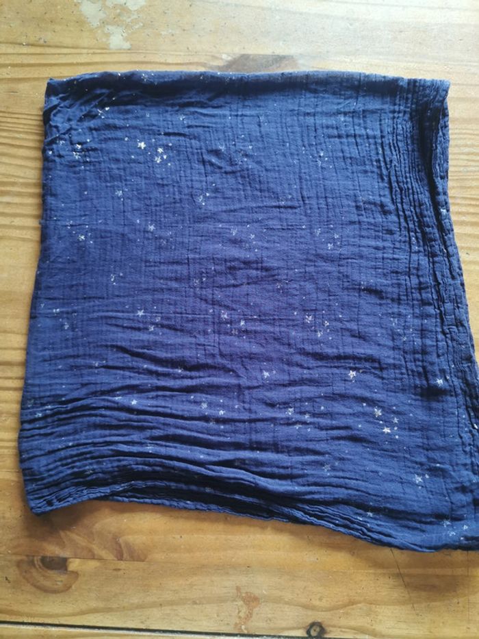 Petite écharpe légère pour fille - photo numéro 2