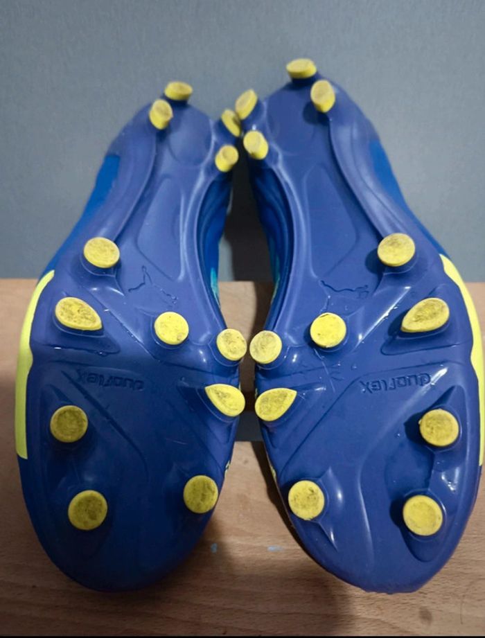 Chaussures crampons foot Puma Evospeed 4 pointure 43 - photo numéro 5