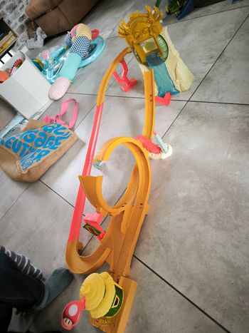 Circuit Mario kart hot wheels