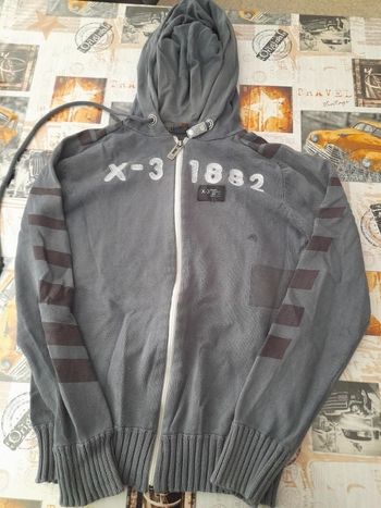 gilet à capuche zippé mi saison