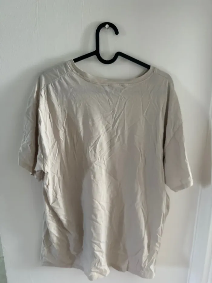 T-shirt beige - photo numéro 2