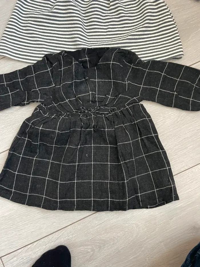 Lot de 2 robes 6 mois