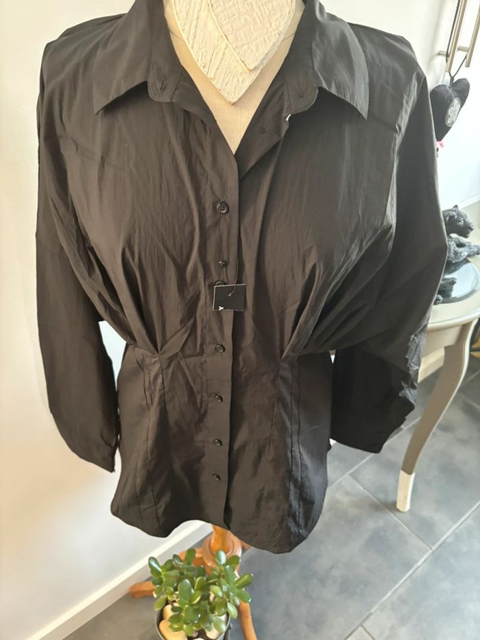 Chemise noire Sisley neuve L - photo numéro 3