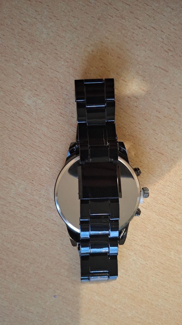 Montre pour homme et bracelet noirs - photo numéro 3