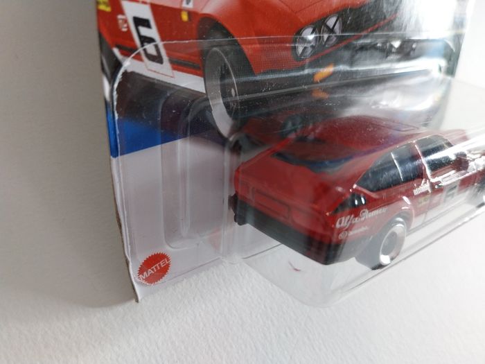 Hot Wheels Alfa Roméo GTV6 3.0 - photo numéro 7