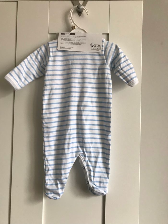 Pyjama neuf - photo numéro 2