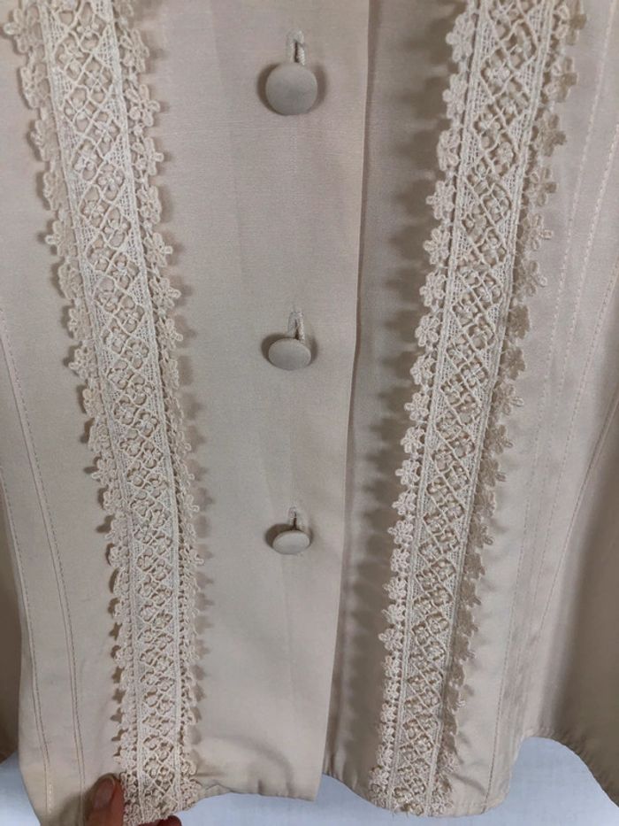 Chemise vintage crème à guipures 48 Damart très bon état - photo numéro 13