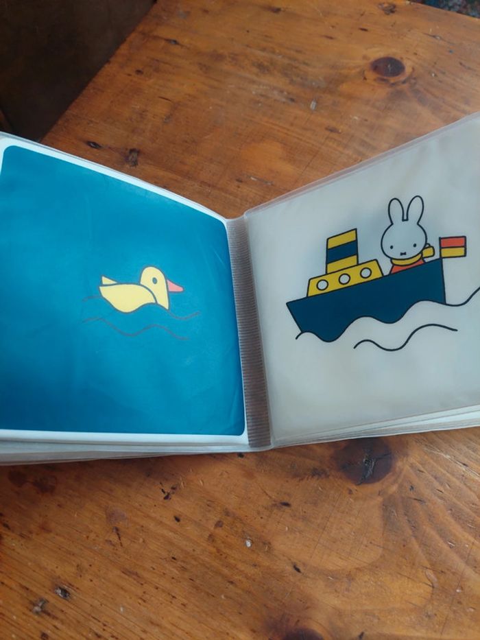 Livre de bain Miffy joue avec de l'eau - photo numéro 4