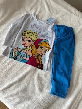 Pyjama la reine des neiges Disney 