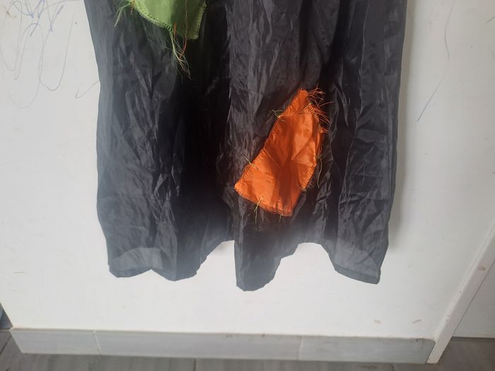 Déguisement Robe de sorcière Taille 110cm (5ans) - photo numéro 5