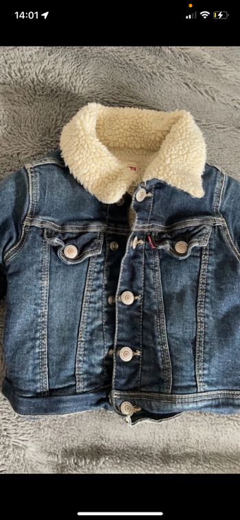 Veste Levis