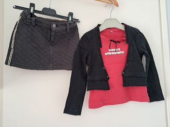 Ensemble Jupe + haut 104 cm