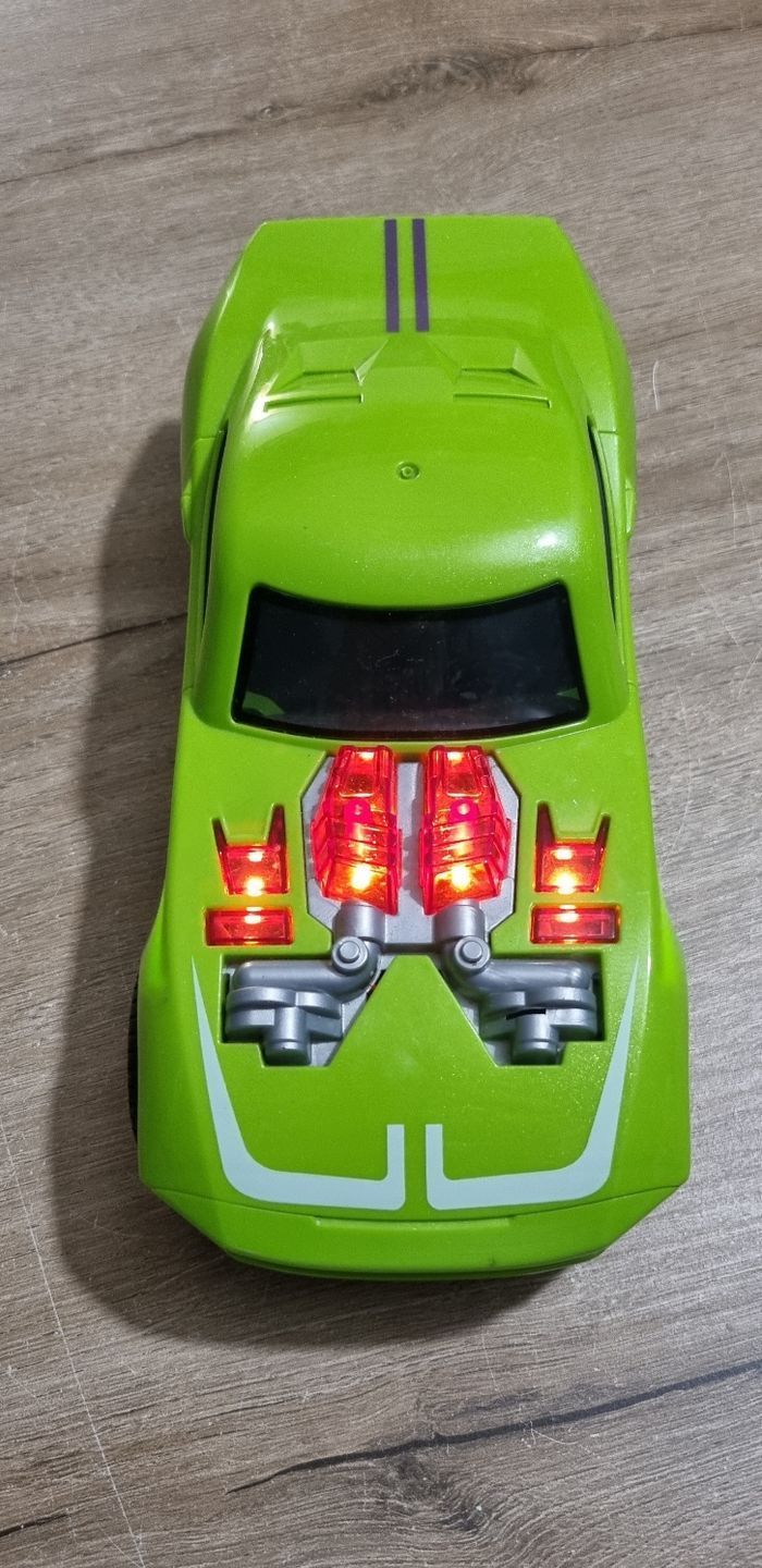 Voiture de friction sonore et lumineuse - photo numéro 2