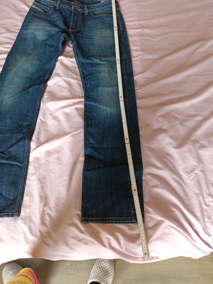 Jean Diesel taille 31 34 neuf jamais porté - photo numéro 4