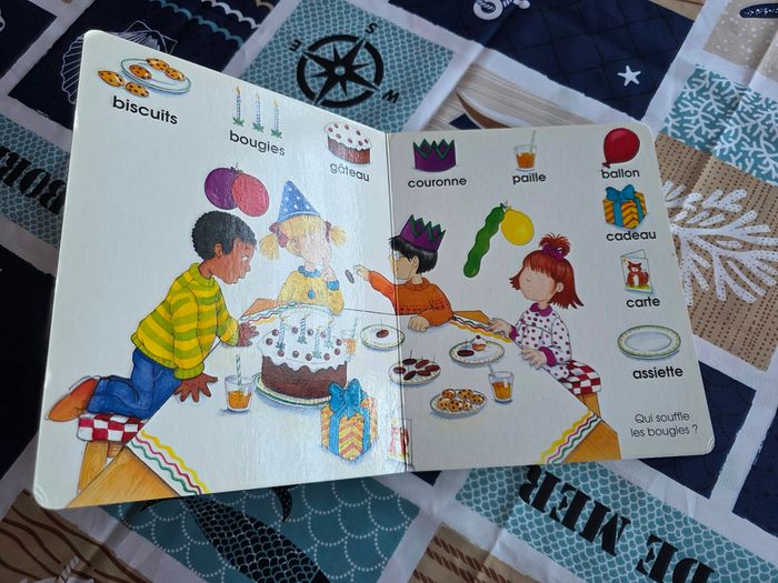 GROS LIVRE BÉBÉ MON PREMIER LIVRE DE MOTS MIXTE BOYS OU GIRLS - photo numéro 3