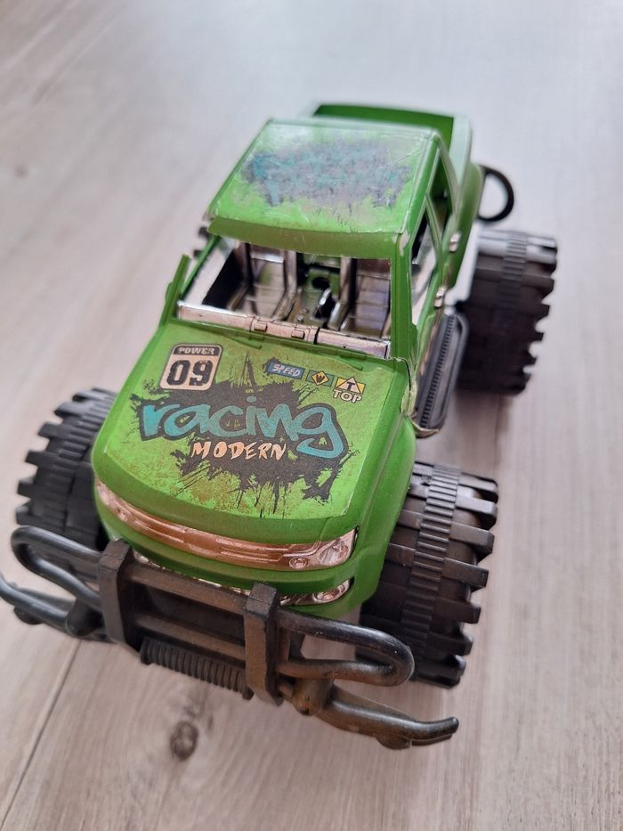 4x4 jouet enfant - photo numéro 3