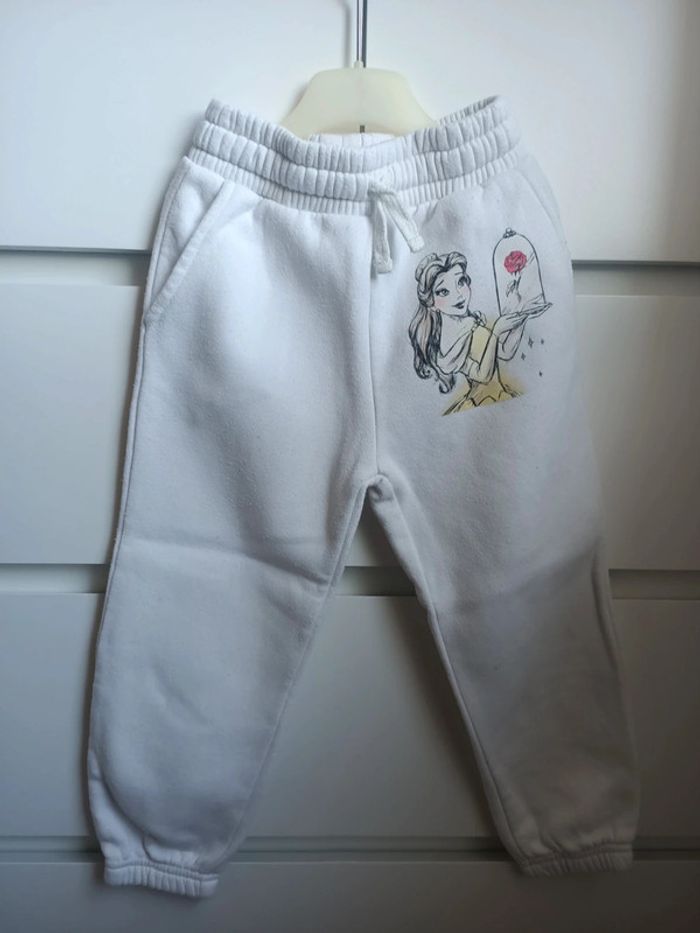 Lot de 2 survêtements Disney taille 3/4ans - photo numéro 8