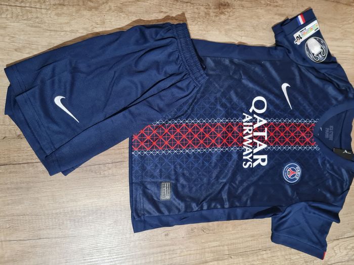 Maillot football Dembele - PSG - 12 ans - Taille 28 - photo numéro 2