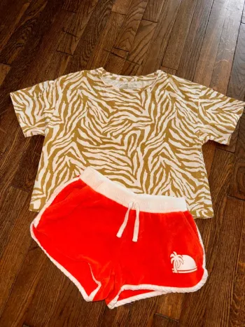 Haut Monoprix et bas Zara  10 ans