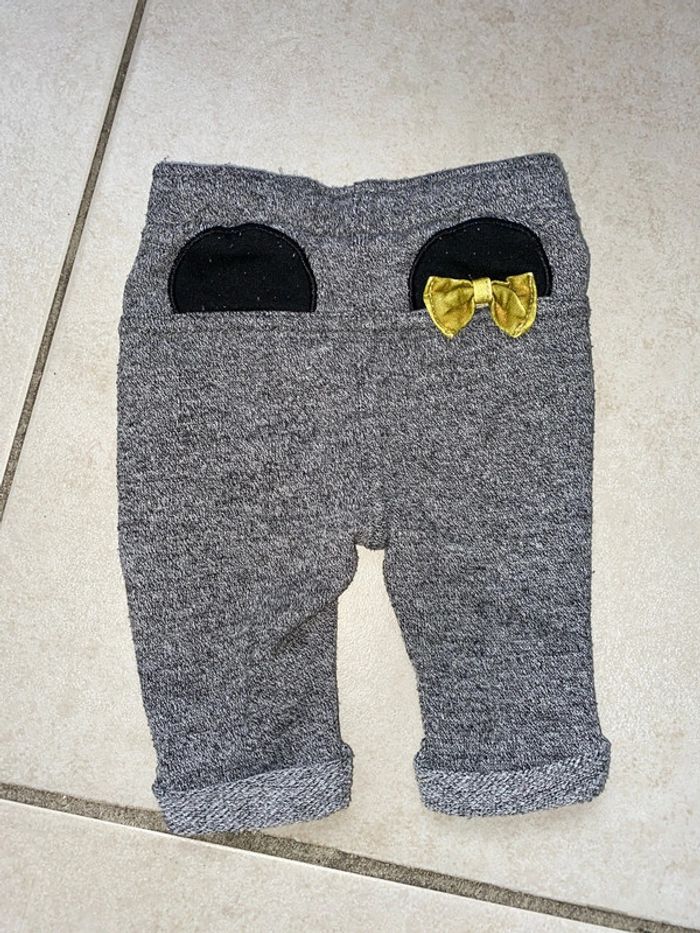 Pantalon 1 mois - photo numéro 4
