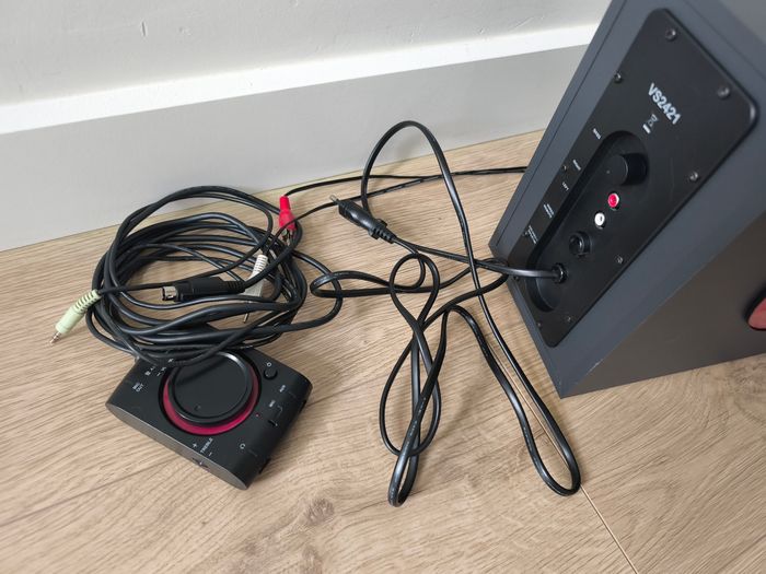 Enceintes et caisson basses pour ordinateur - photo numéro 2