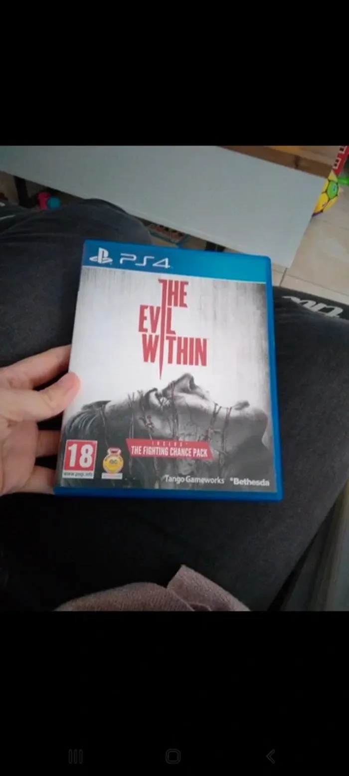 Jeu ps4 the evil within