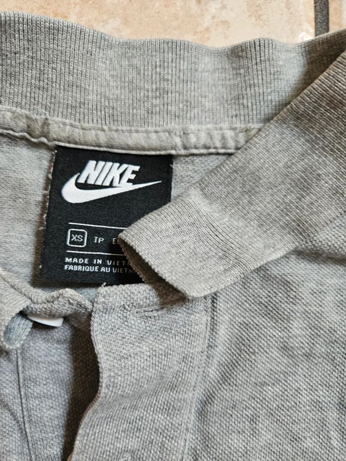 Polo NIKE xs - photo numéro 3