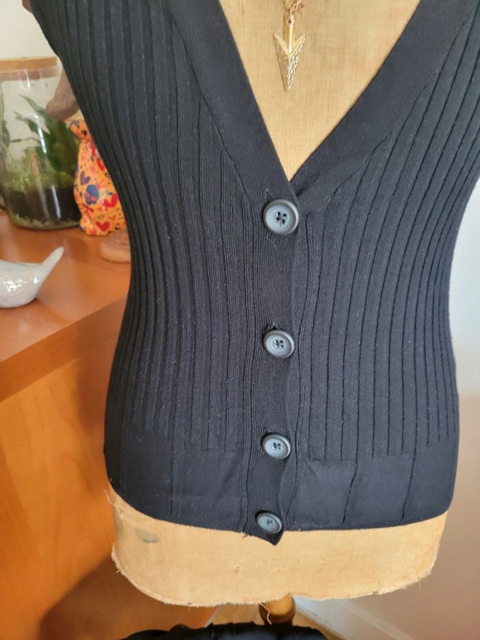 Boléro / gilet noir sans manche t 38/40 - photo numéro 4