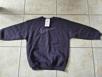 Sweat sport fille Nike neuf 