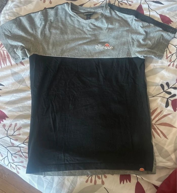 Tee shirt Ellesse gris - photo numéro 2