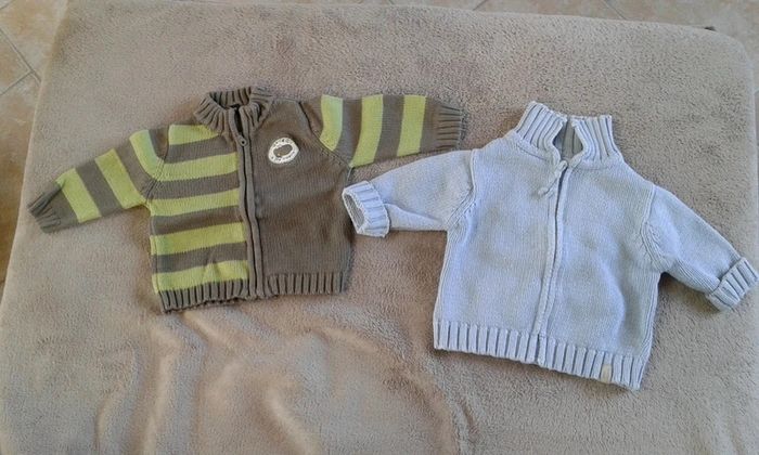 Lit 2 gilets garçon 6 mois