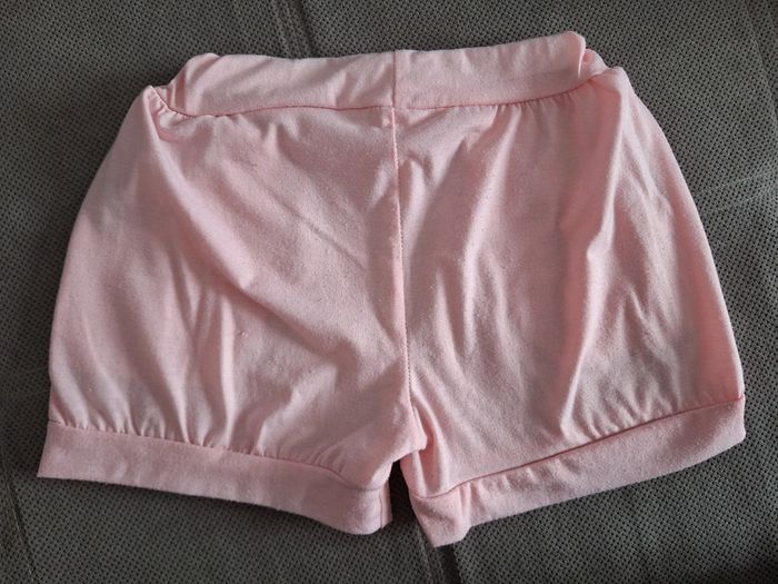 Short fille rose - photo numéro 2