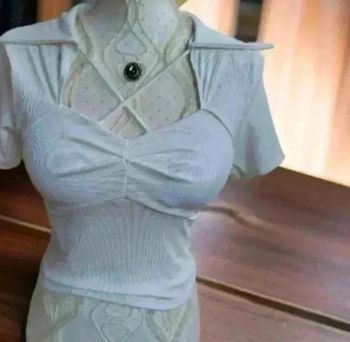 Petit haut blanc🌹 taille unique🌹🌹36🌹