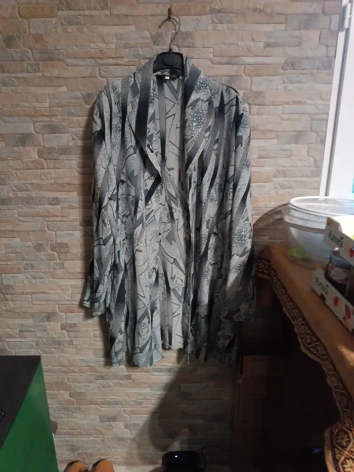 Sur chemise grise Yang-Yang 42