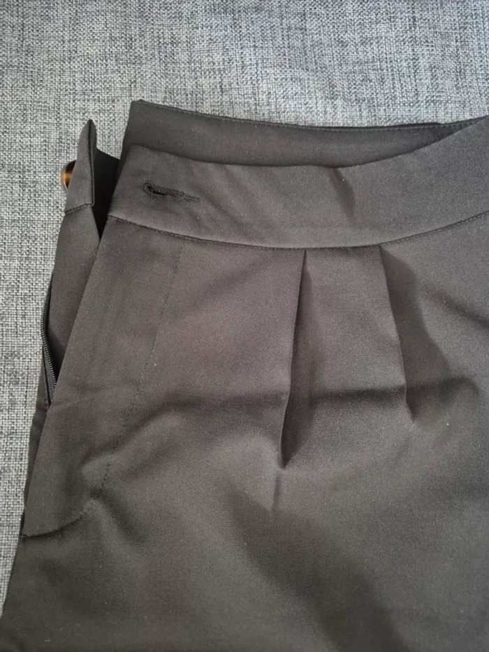 Pantalon femme Taille 40 - photo numéro 2