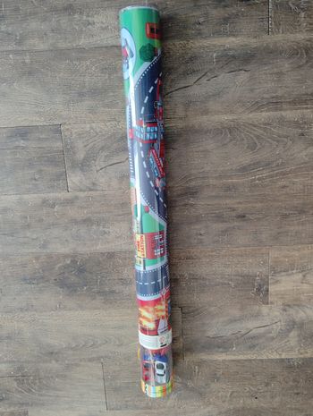 Tapis de jeu + voitures 