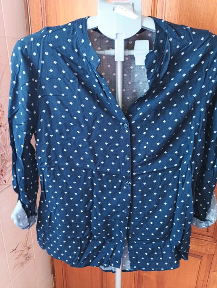 Chemise neuve avec étiquette Primark taille 38