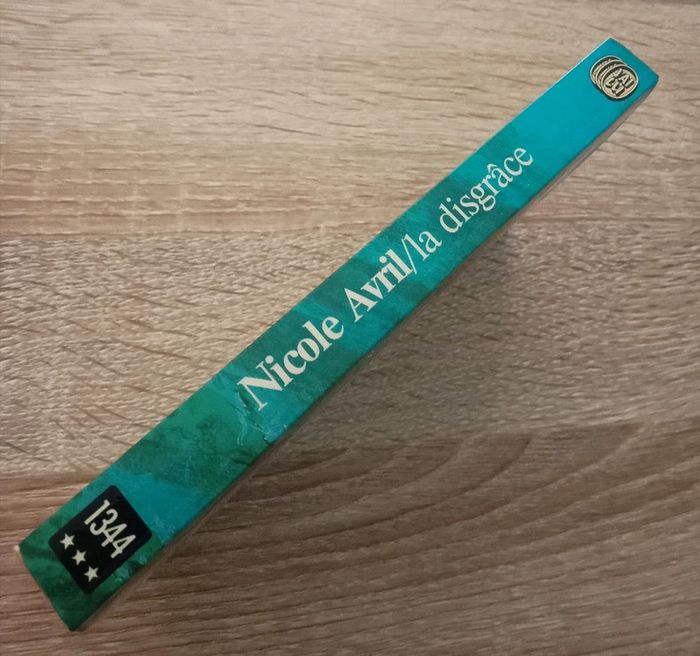 Nicole Avril - La disgrâce - photo numéro 2