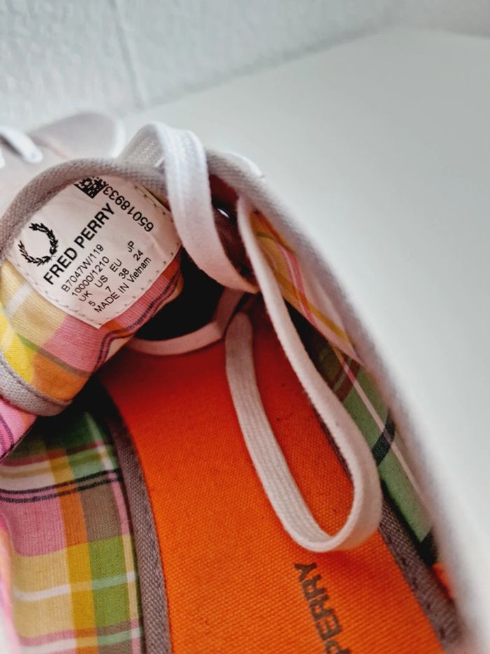 Fred Perry - Fany - Baskets en toile - Gris et orange - 38 - photo numéro 8