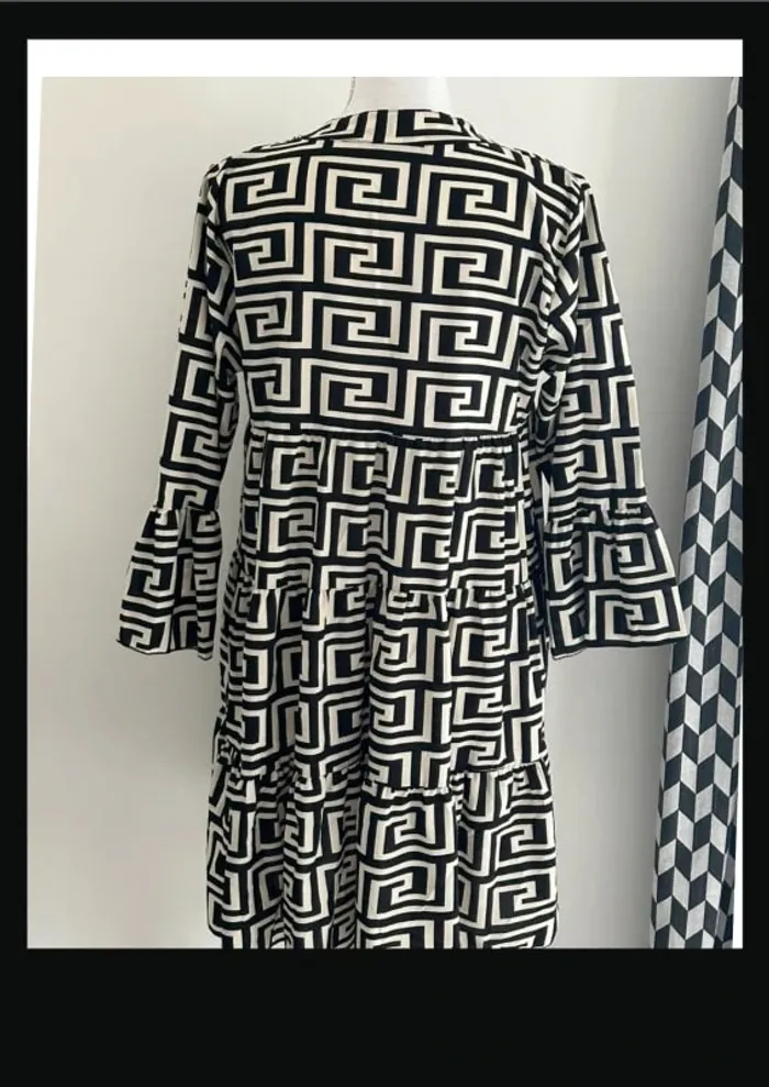 Robe italienne taille 38 - photo numéro 3