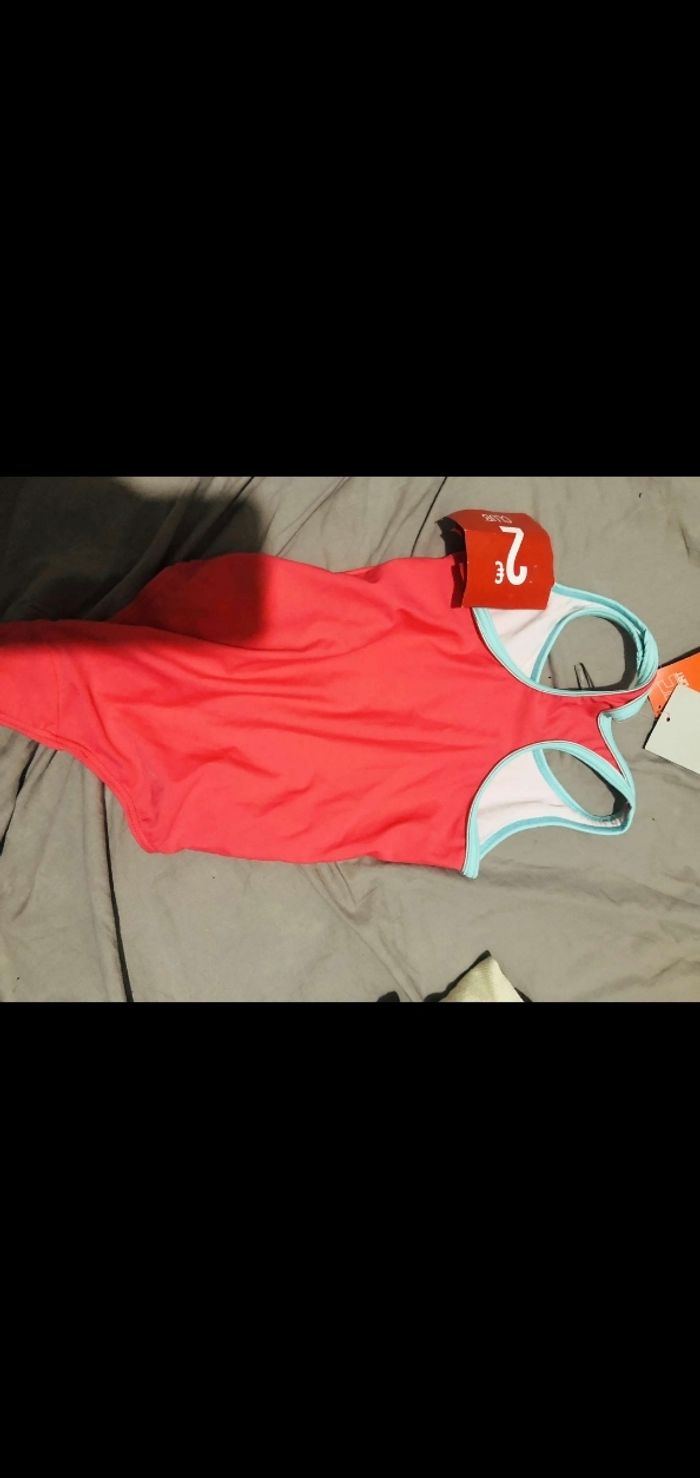 Maillot de bain une pièce - photo numéro 3