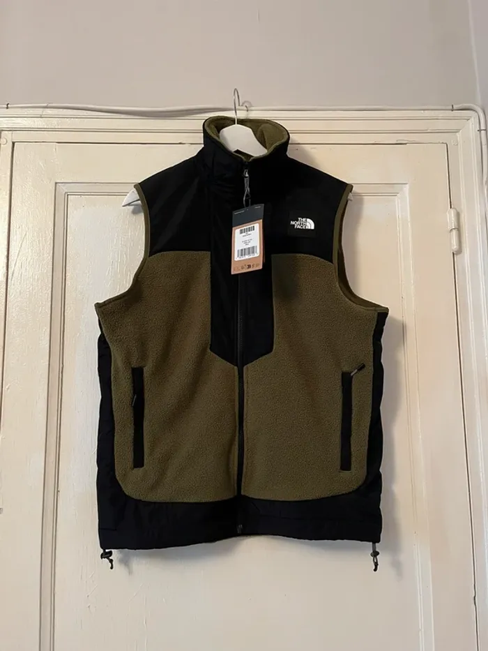 Veste sans manche the north face noir et kaki en polaire